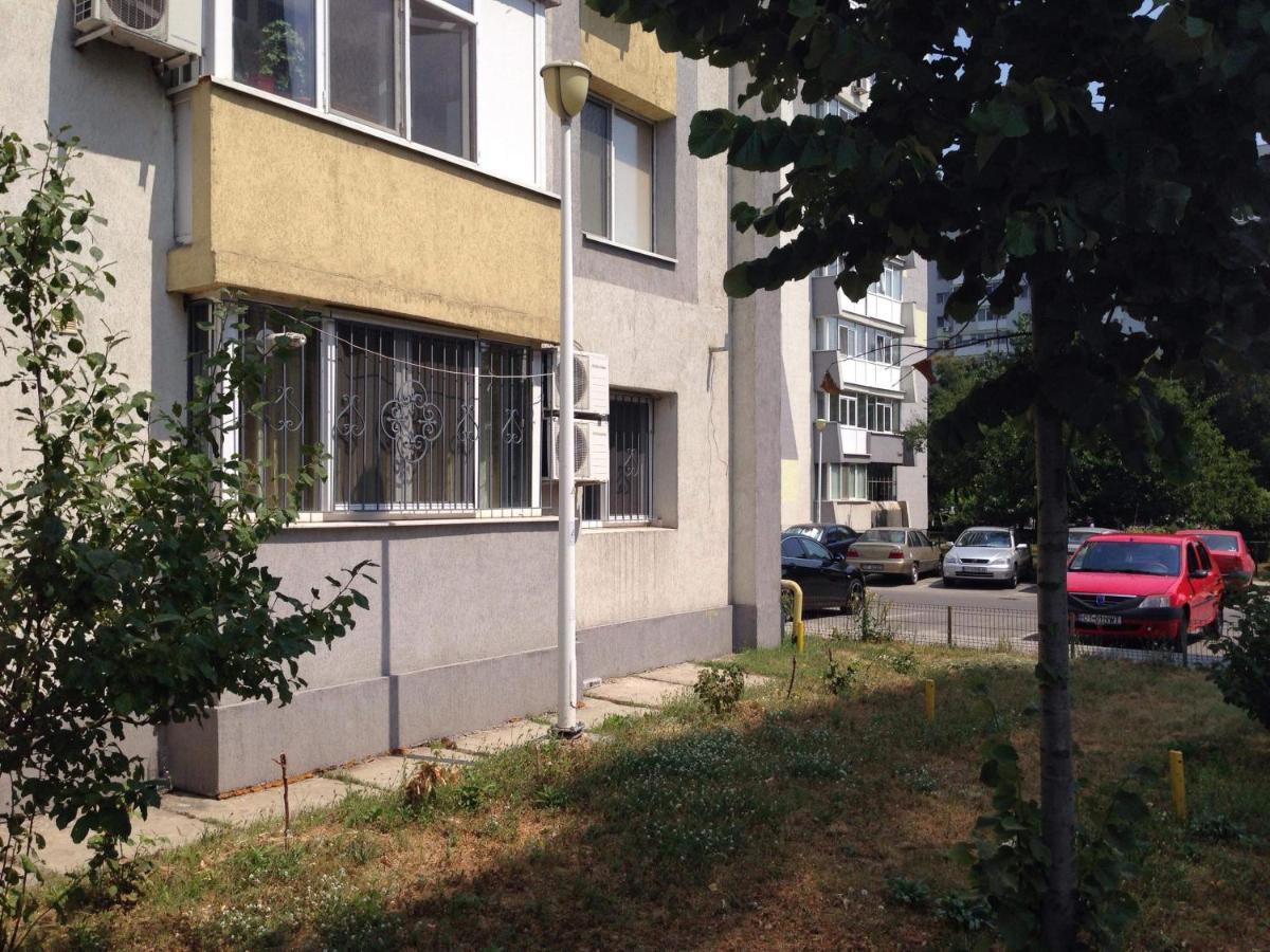 Urban Apartment - Slatina City Centre Bagian luar foto